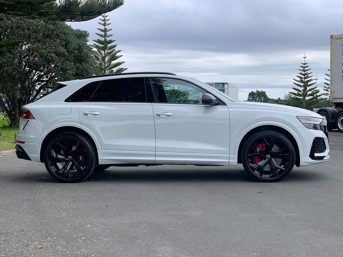 2022 Audi Q8 RS 4.0L Petrol Turbo 4WD