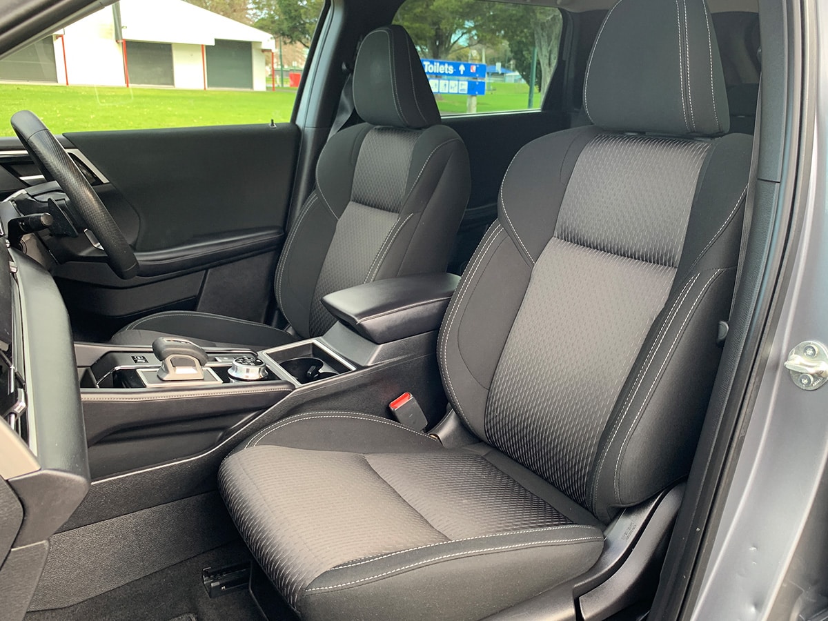 2022 Mitsubishi Outlander LS PHEV Hybrid 4WD