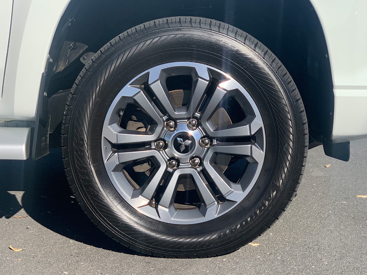 2022 Mitsubishi Triton GLXR 2.4L Diesel Turbo 2WD 6 Speed Auto