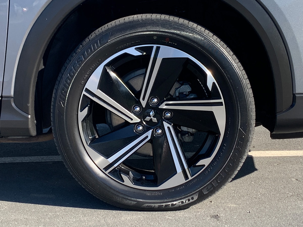 2023 Mitsubishi Eclipse Cross XLS PHEV HYBRID 4WD