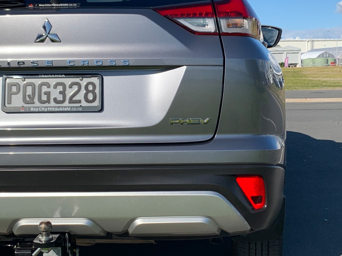 2023 Mitsubishi Eclipse Cross XLS PHEV HYBRID 4WD