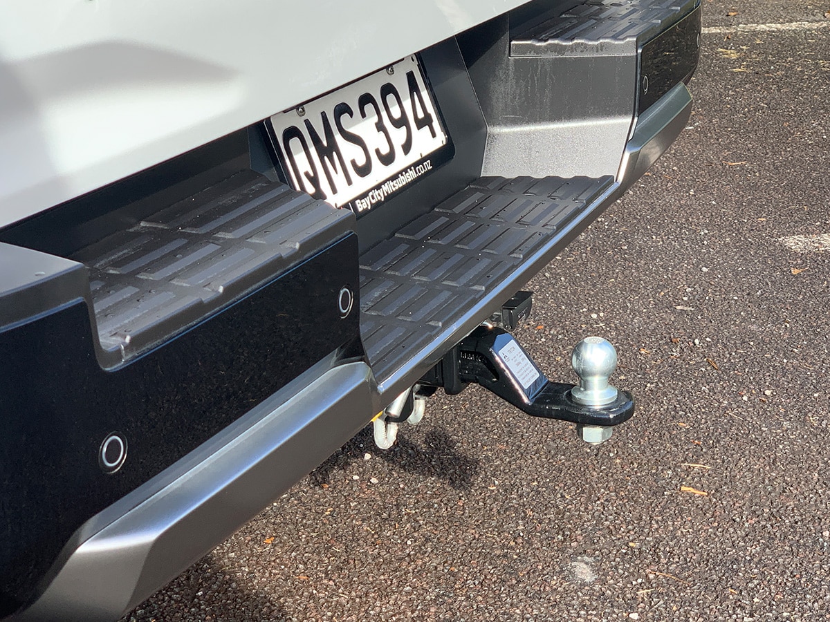 2024 Mitsubishi Triton VRX 4WD 2.4L Bi-Turbo Diesel 6 Speed Auto