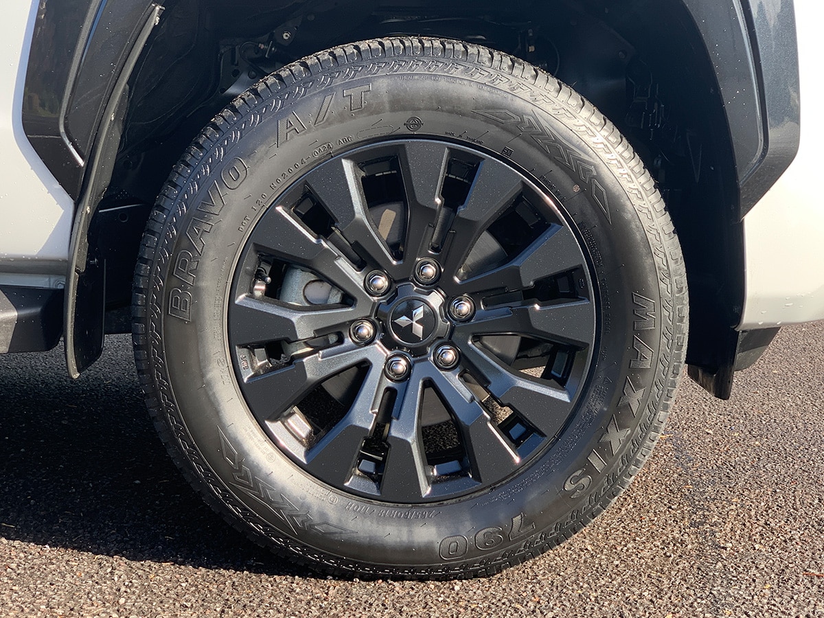 2024 Mitsubishi Triton VRX 4WD 2.4L Bi-Turbo Diesel 6 Speed Auto