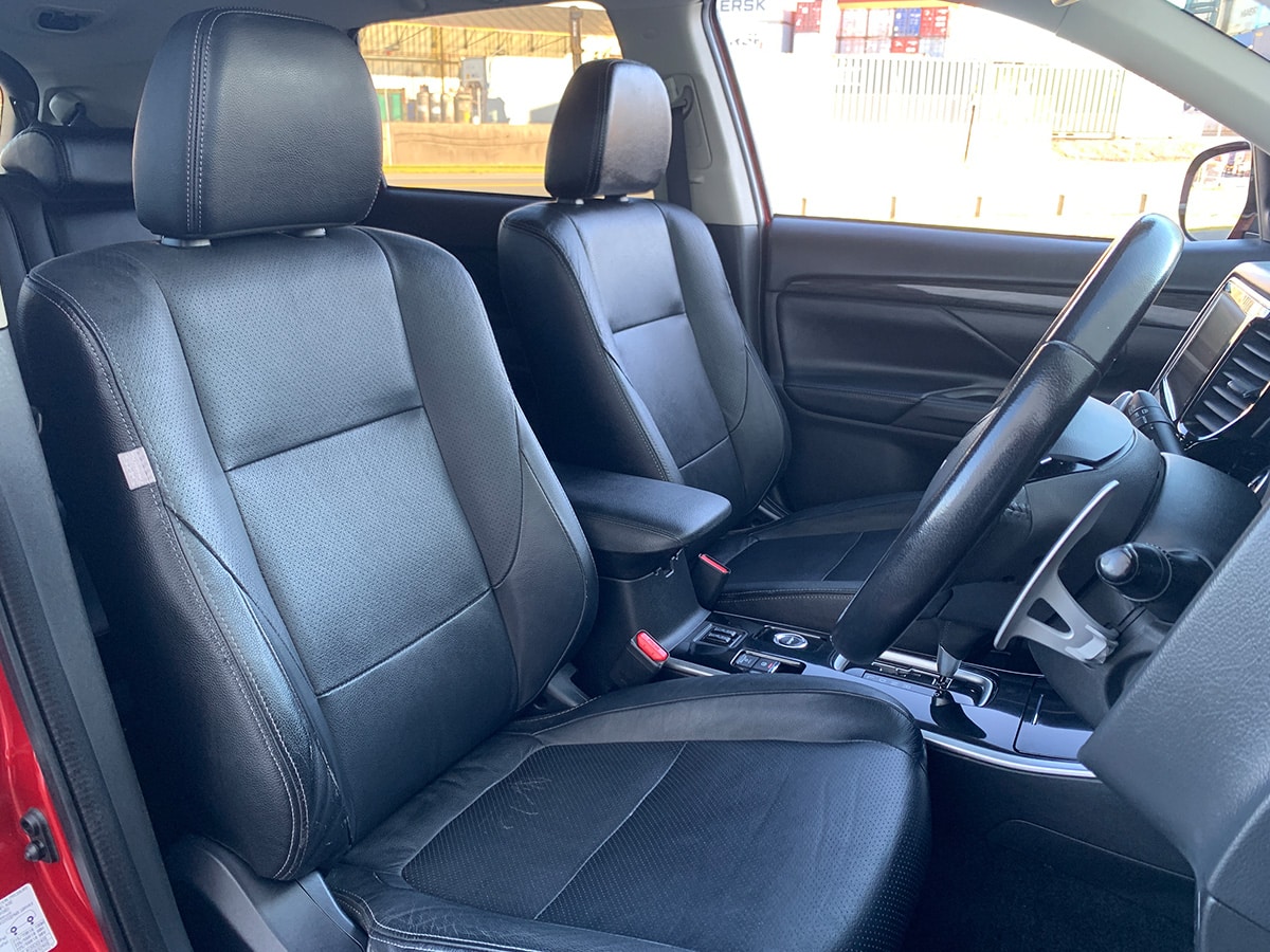 2017 Mitsubishi Outlander VRX 4WD 7 Seater 2.4L Petrol