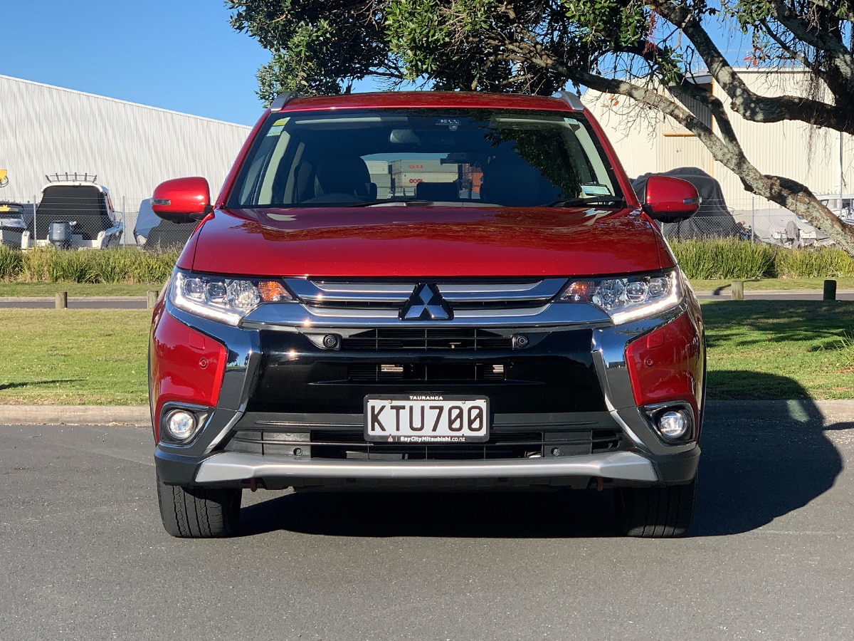 2017 Mitsubishi Outlander VRX 4WD 7 Seater 2.4L Petrol