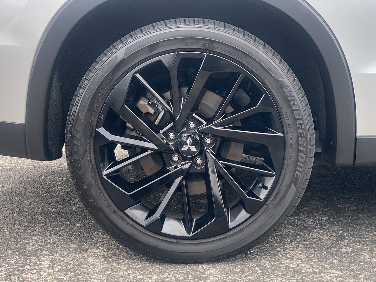 2023 Mitsubishi Outlander PHEV Sport 4WD Hybrid 7 Seater