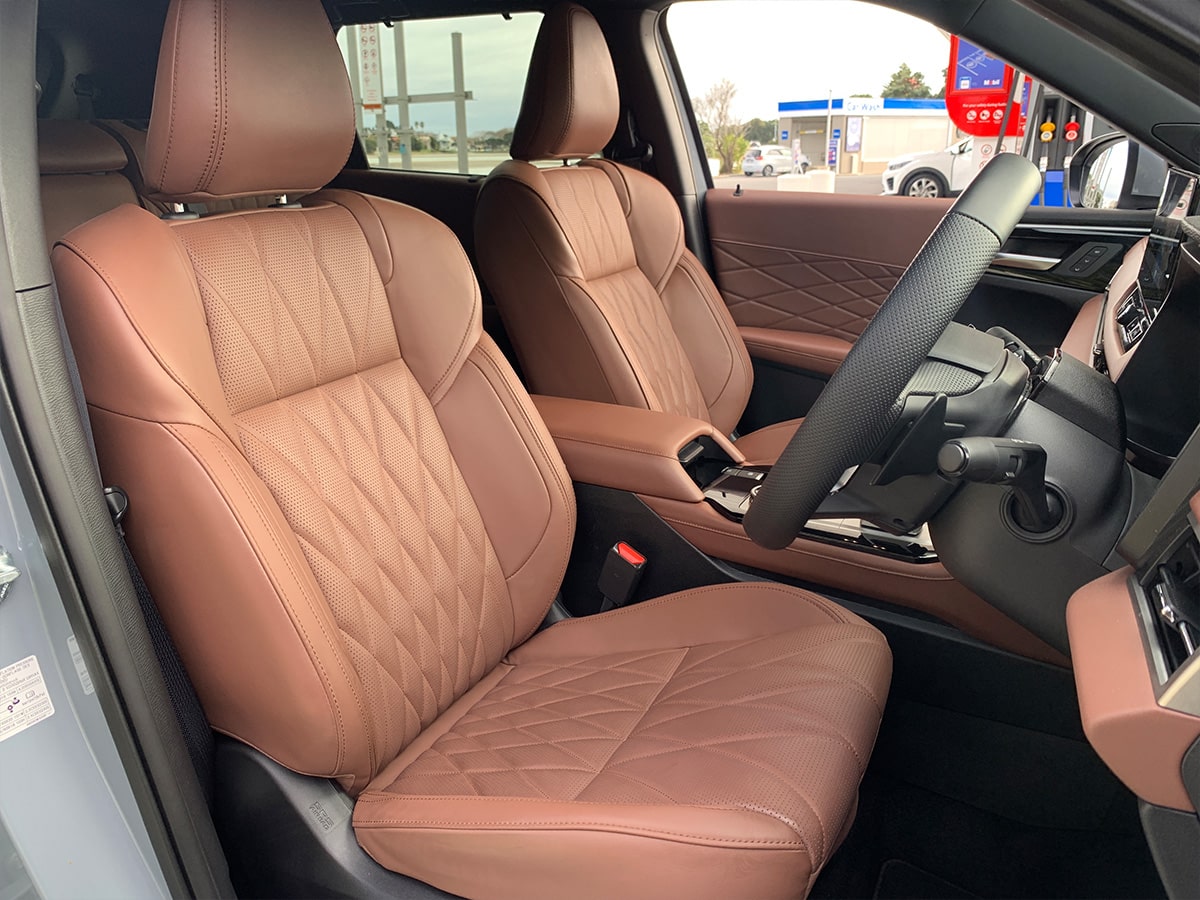 2026 Mitsubishi Outlander Exceed 4WD 7 Seater 2.5L Petrol Auto