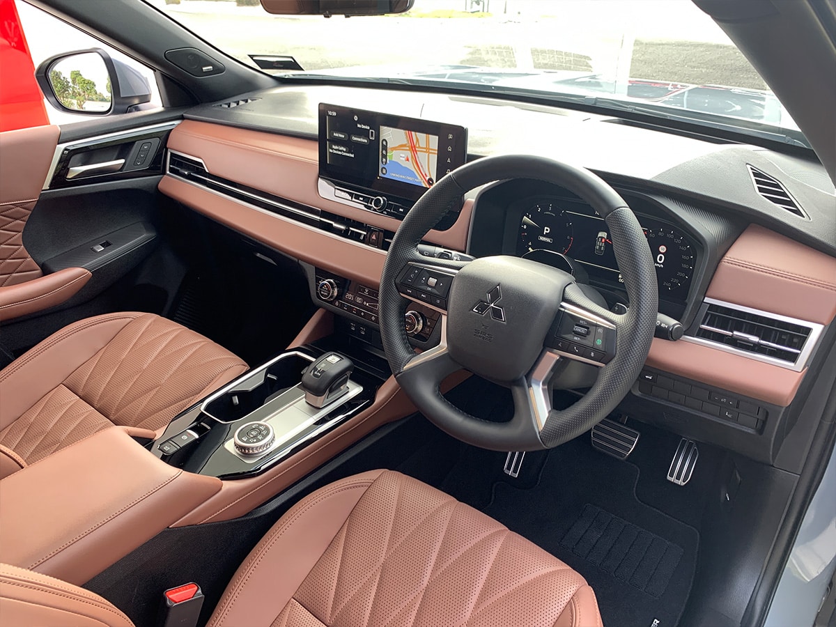2026 Mitsubishi Outlander Exceed 4WD 7 Seater 2.5L Petrol Auto