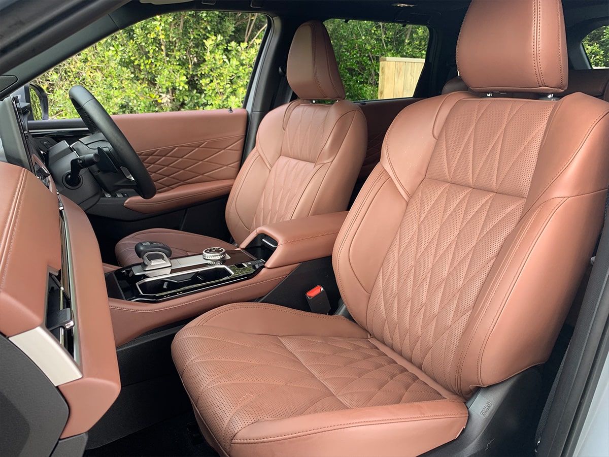 2026 Mitsubishi Outlander Exceed 4WD 7 Seater 2.5L Petrol Auto