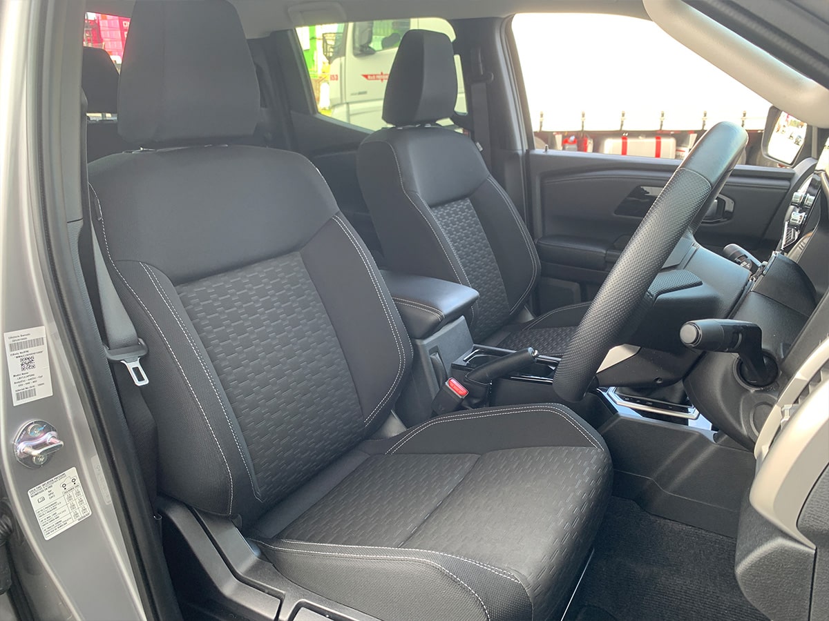 2026 Mitsubishi Triton GLXR 2WD 2.4L Bi-Turbo Diesel – Save $4,651