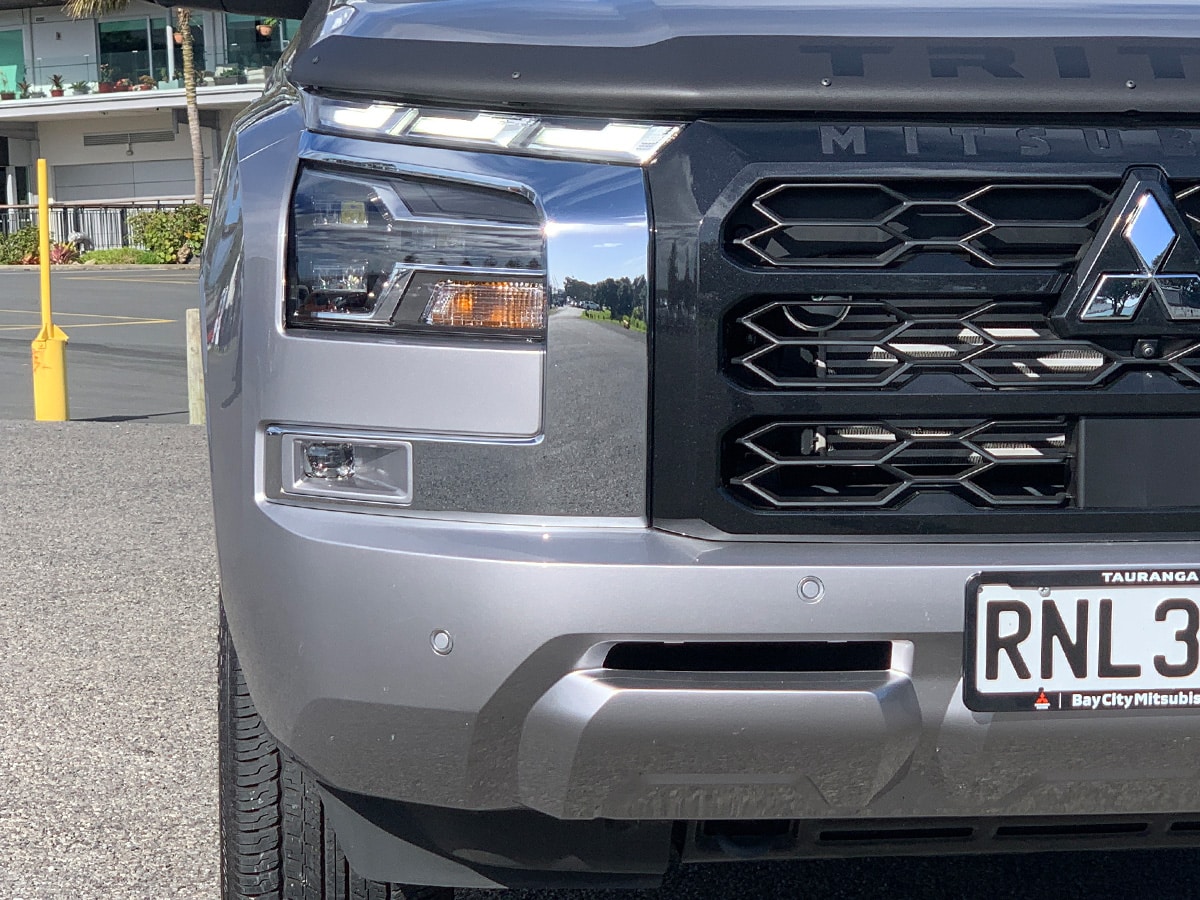 2026 Mitsubishi Triton GLXR 2WD 2.4L Bi-Turbo Diesel – Save $4,651