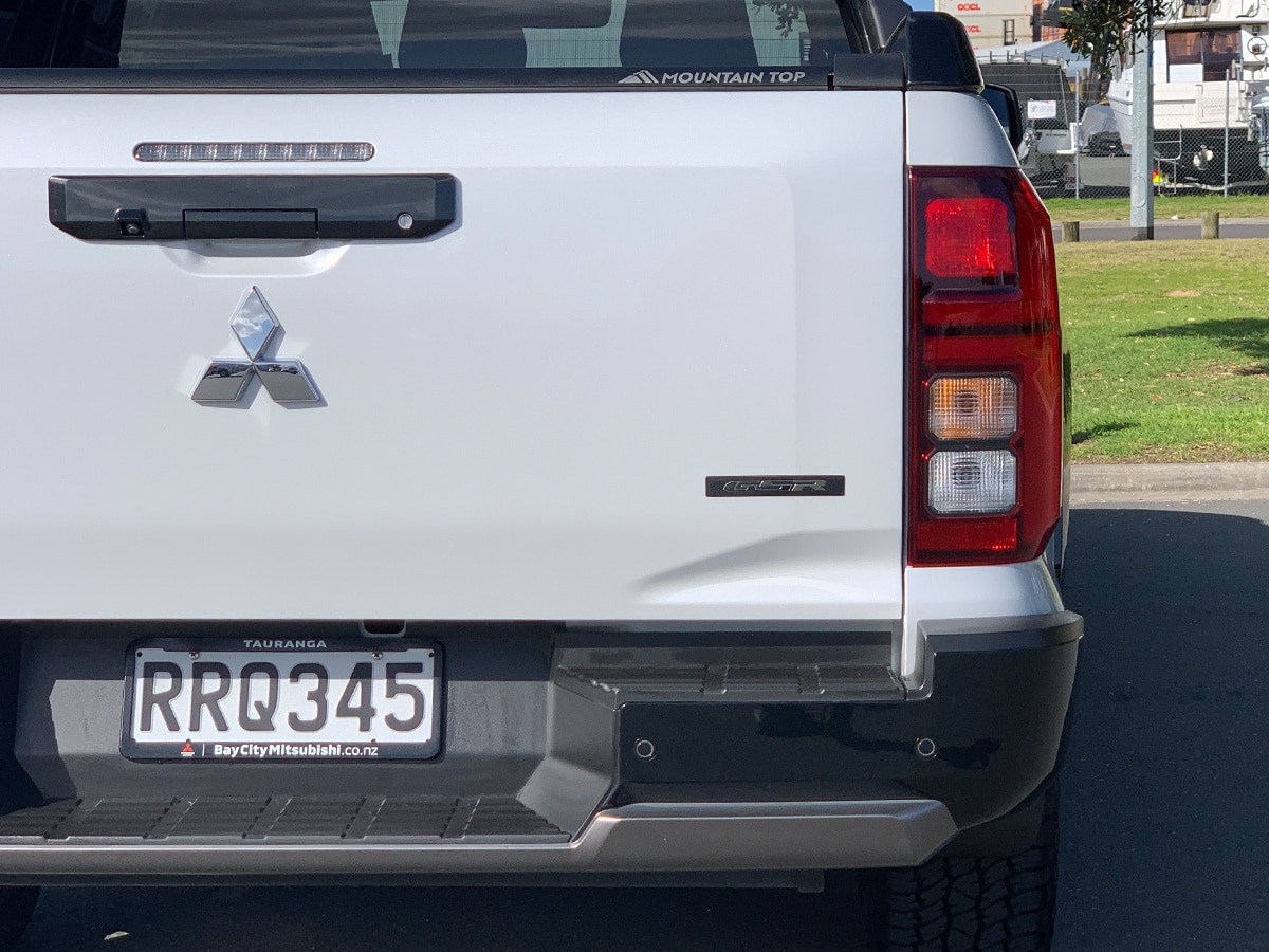 2026 Mitsubishi Triton GSR 4WD