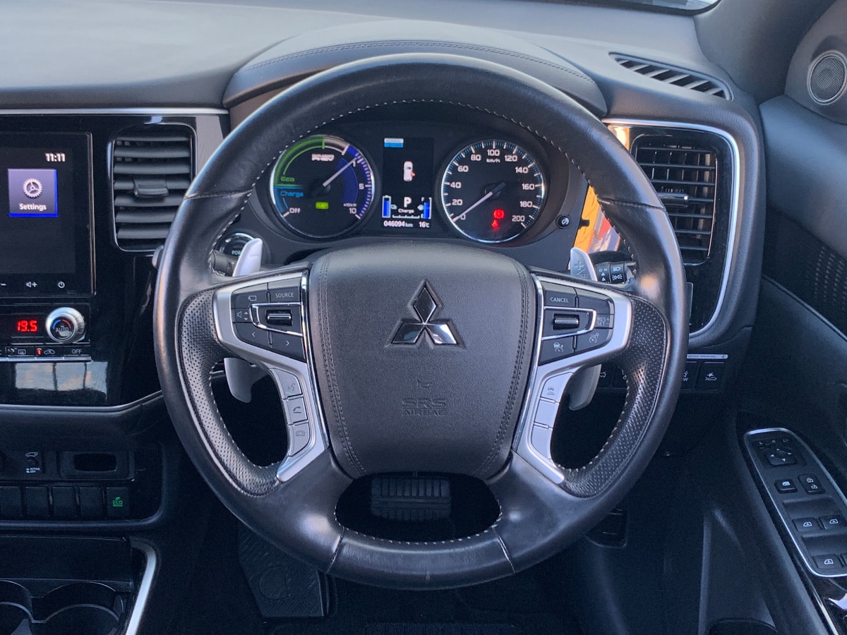 2021 Mitsubishi Outlander VRX PHEV 4WD
