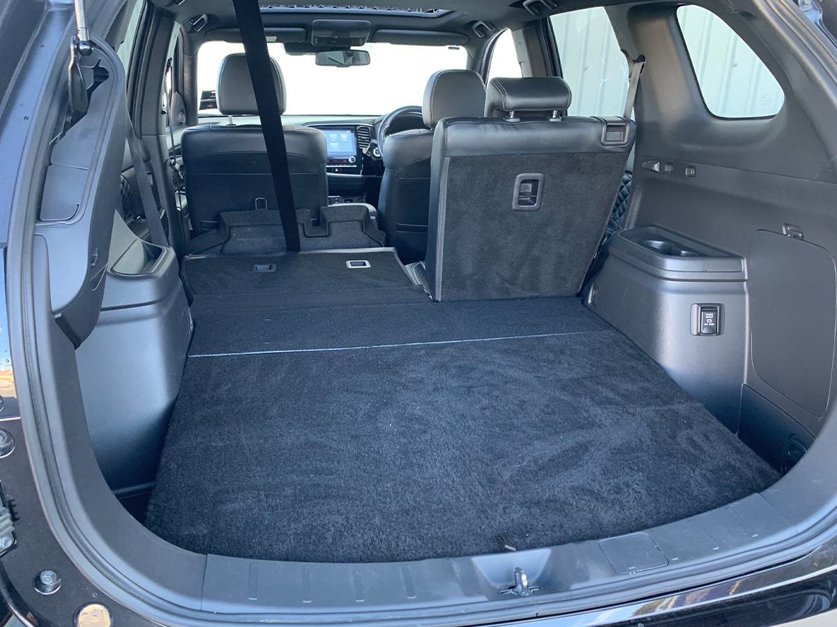 2021 Mitsubishi Outlander VRX PHEV 4WD