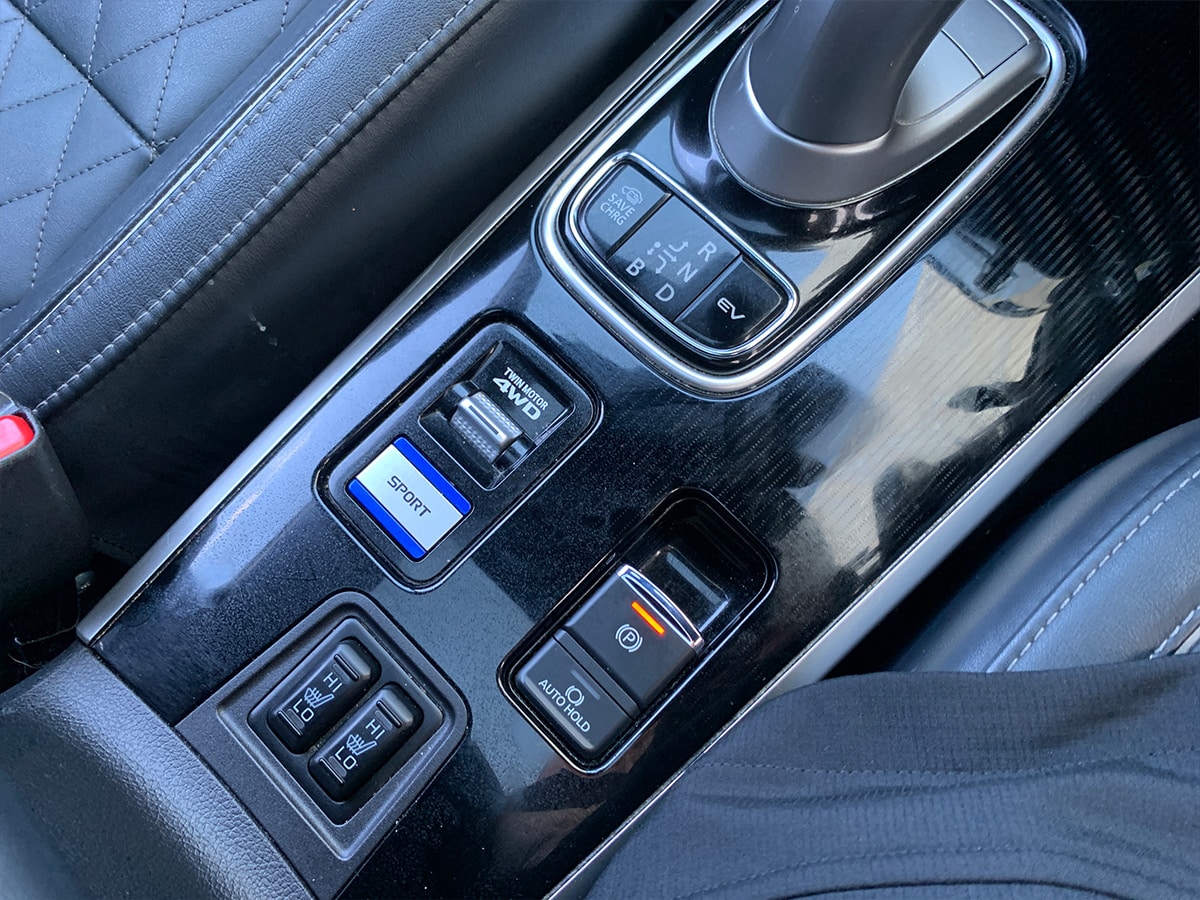 2021 Mitsubishi Outlander VRX PHEV 4WD