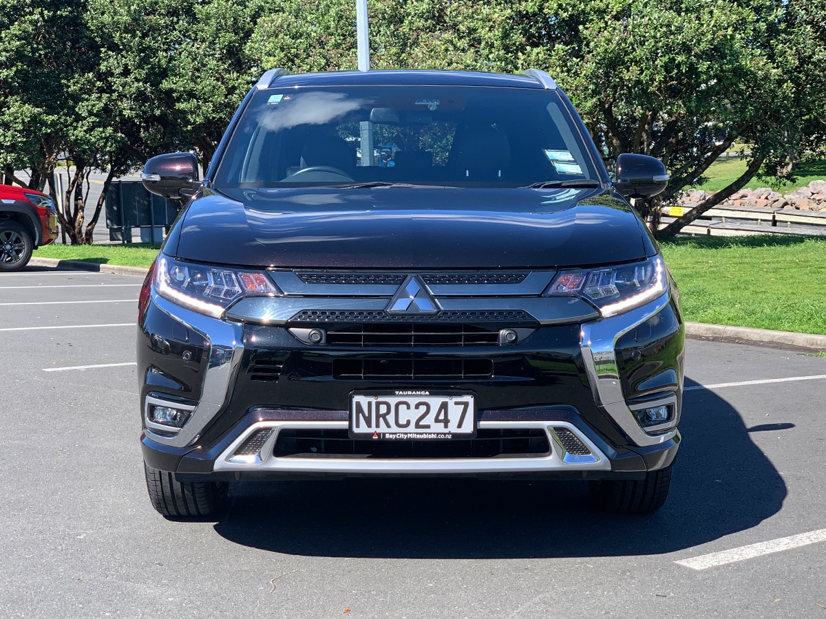 2021 Mitsubishi Outlander VRX PHEV 4WD