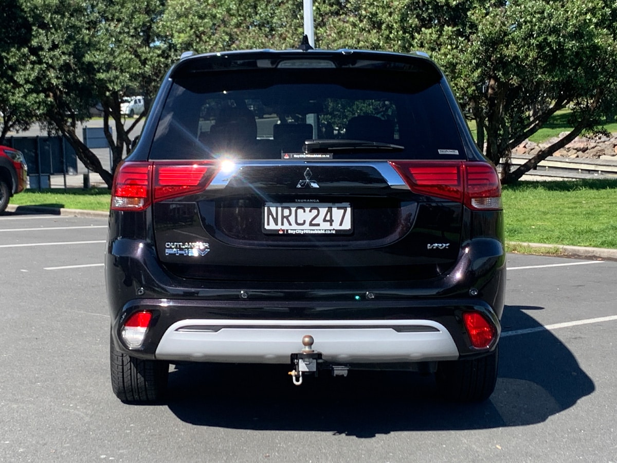 2021 Mitsubishi Outlander VRX PHEV 4WD