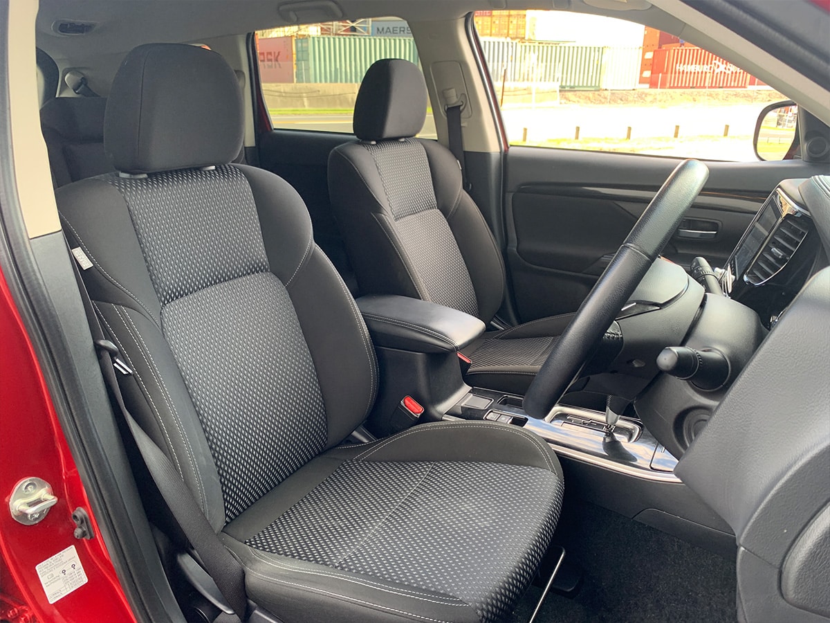 2022 Mitsubishi Outlander LS 2.4L Petrol 7 Seater Automatic