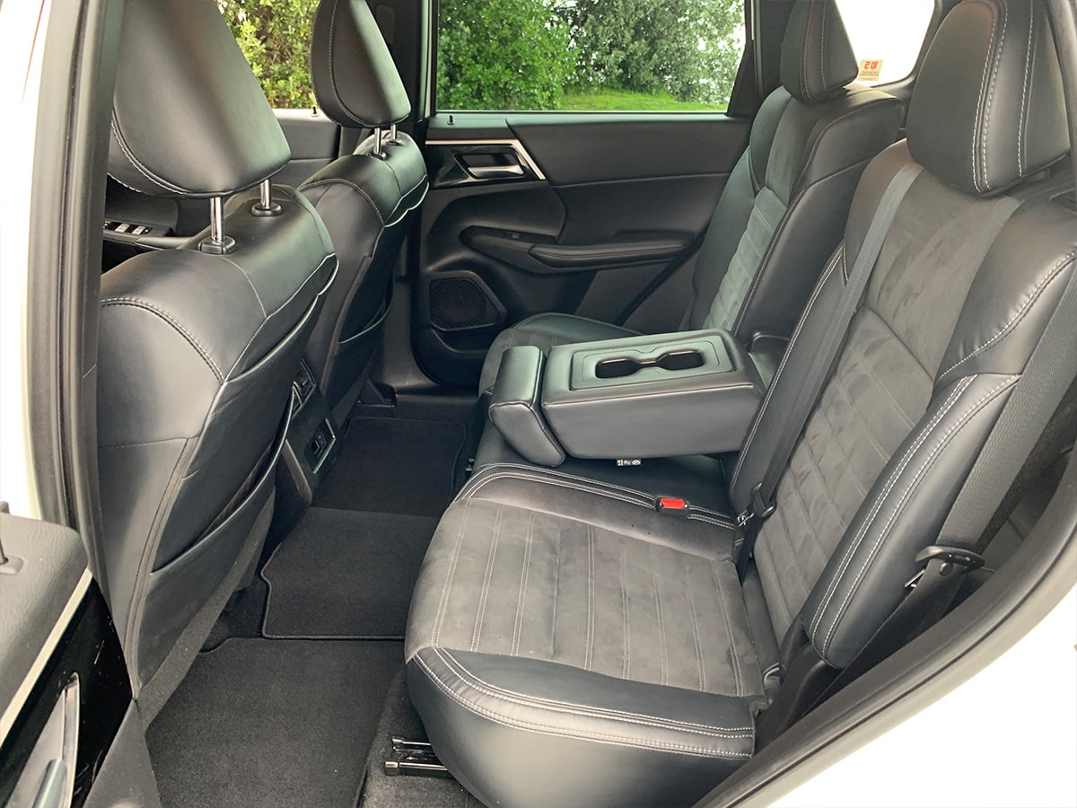 2022 Mitsubishi Outlander XLS 2WD 7 Seater 2.5L Petrol
