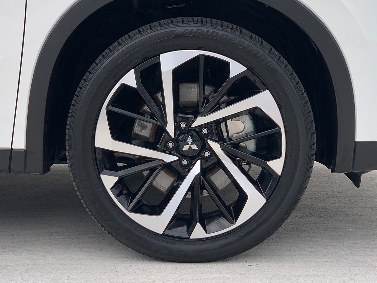 2022 Mitsubishi Outlander XLS 2WD 7 Seater 2.5L Petrol