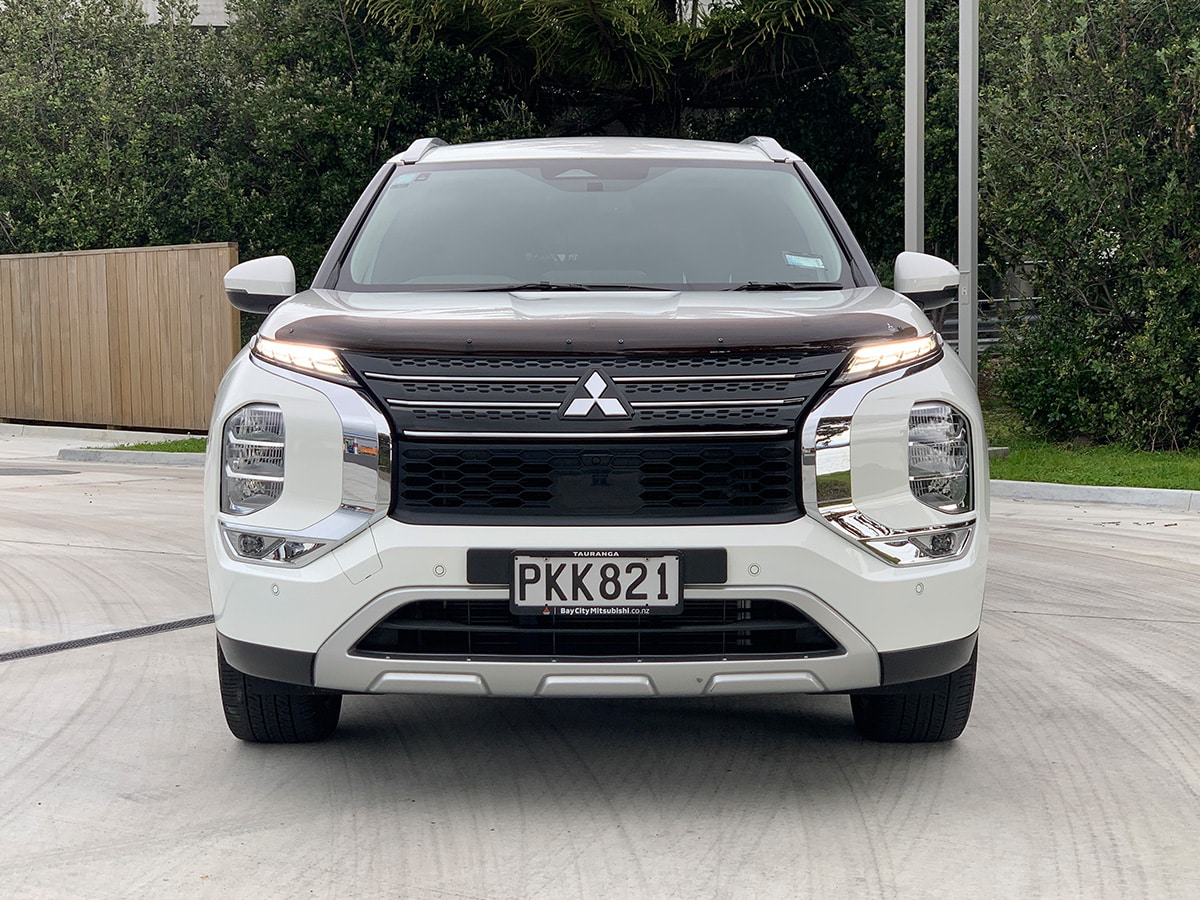 2022 Mitsubishi Outlander XLS 2WD 7 Seater 2.5L Petrol