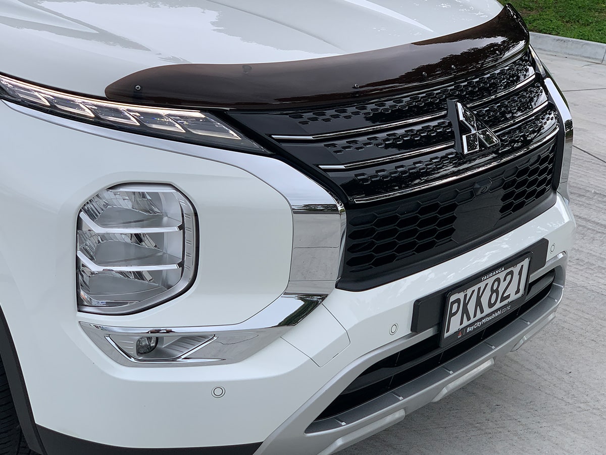 2022 Mitsubishi Outlander XLS 2WD 7 Seater 2.5L Petrol