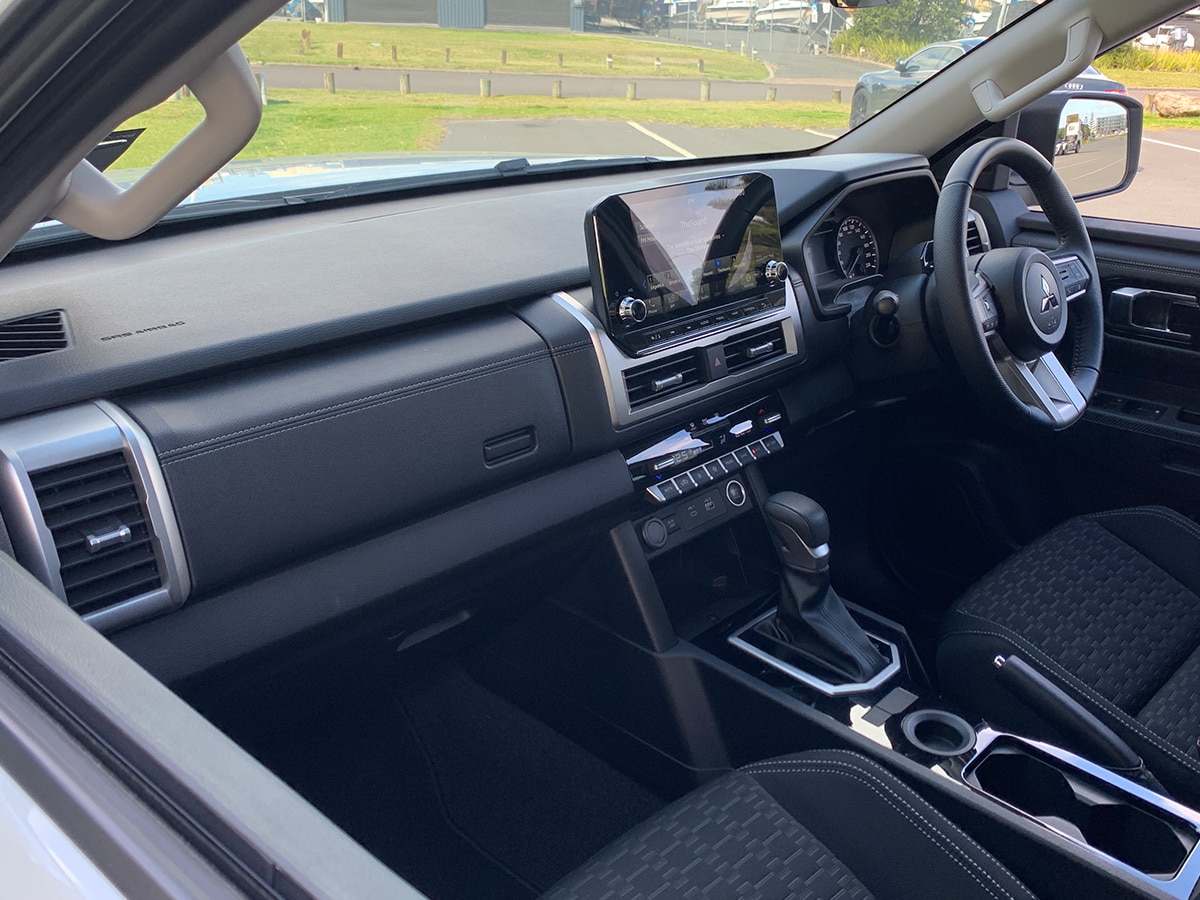 2026 Mitsubishi Triton GLXR 2WD 2.4L Bi-Turbo Diesel – SAVE $3,636