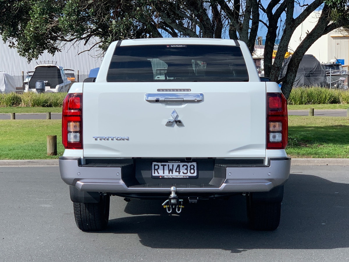 2026 Mitsubishi Triton GLXR 2WD 2.4L Bi-Turbo Diesel – SAVE $3,636